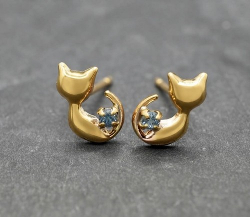 10k gold cat - gold, earrings
