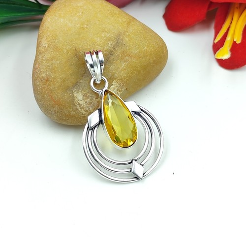Yellow citrine gemstone - citrine,