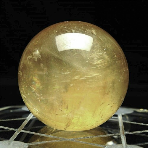 4cm rare natural - rare, citrine