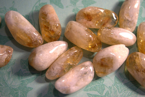 Natural citrine gemstone - citrine,